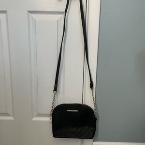 STEVE MADDEN Black Crossbody
